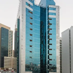 Golden Tulip Media Dubái